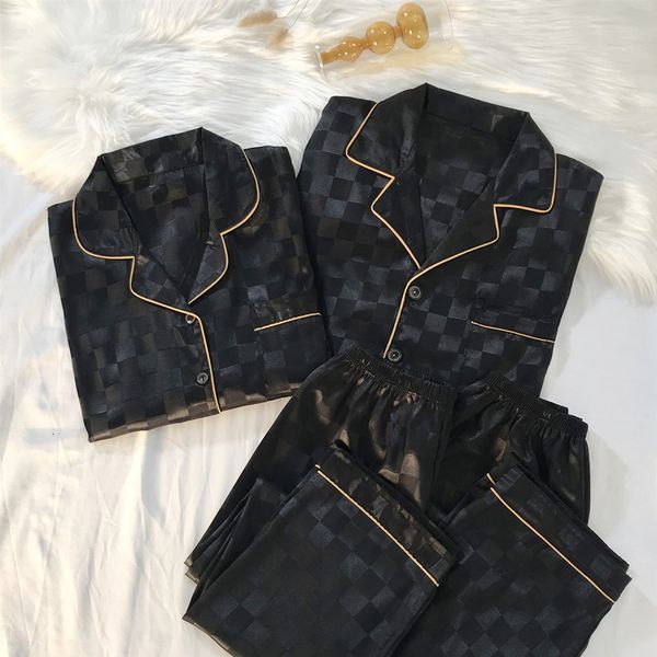 women's sleepwear pajamas sets high-quality light luxury silk women's pajama spring autumn long-sleeve cardigan set fashion ice si, Black;red
women's sleepwear pajamas sets high-quality light luxury silk women's pajama spring autumn long-sleeve cardigan set fashion ice si, Black;red