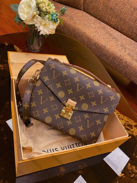 m40780/m41487 pochette handbag louiseity women luxury designer metis bags handbags lady messenger fashion shoulder bag crossbody tote wallet
m40780/m41487 pochette handbag louiseity women luxury designer metis bags handbags lady messenger fashion shoulder bag crossbody tote wallet