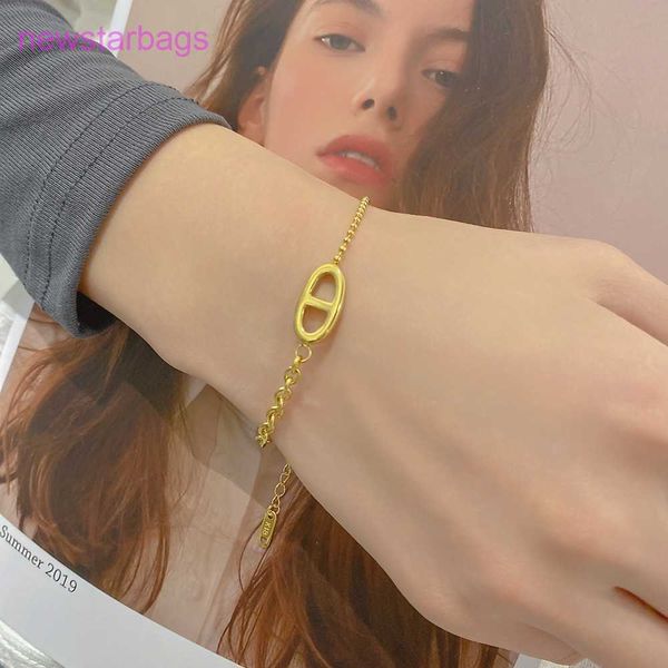 designer herms bracelet for sale ins niche design sense pig nose hollowed out splicing men's and women's net red couple personalit, Golden;silver
designer herms bracelet for sale ins niche design sense pig nose hollowed out splicing men's and women's net red couple personalit, Golden;silver