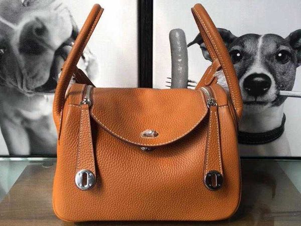 realfine888 3a totes classic lindi 26cm taurillon grainy leather handbags for women with dust bag sdf 947e
realfine888 3a totes classic lindi 26cm taurillon grainy leather handbags for women with dust bag sdf 947e