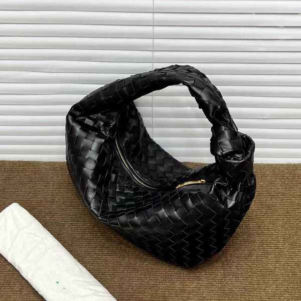 winter bags venetas designer 2023 bag cassettes autumn bottegas large knotting candy jodie 36cm color woven shoulder handbag n8su ciig
winter bags venetas designer 2023 bag cassettes autumn bottegas large knotting candy jodie 36cm color woven shoulder handbag n8su ciig