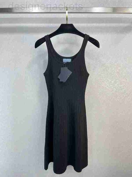 runway dresses designer 2023 new spring summer fashion brand same style milan w6ka, Black
runway dresses designer 2023 new spring summer fashion brand same style milan w6ka, Black