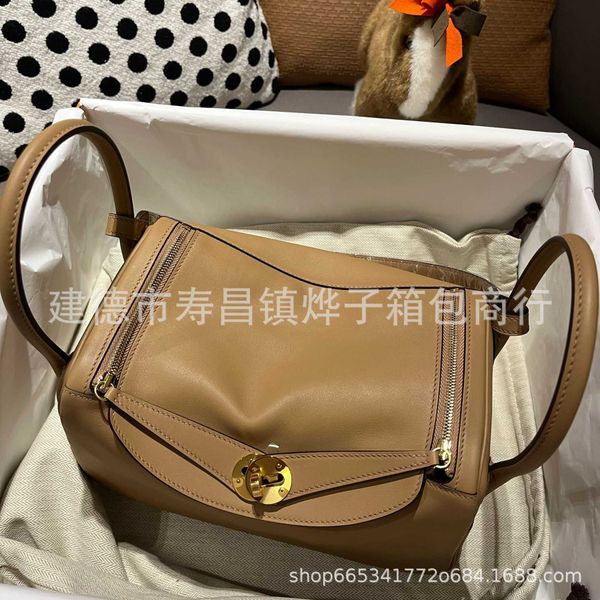 original designer h doctor hand bag 26tc solid leather shoulder cross body fashion casual women s
original designer h doctor hand bag 26tc solid leather shoulder cross body fashion casual women s