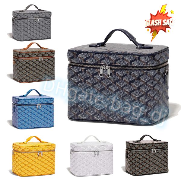 luxury designer fashion classic makeup box oblique body men's wash leather handbag shoulder makeup handle goya muse makeup bag makeup
luxury designer fashion classic makeup box oblique body men's wash leather handbag shoulder makeup handle goya muse makeup bag makeup