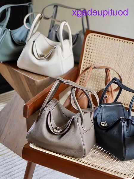 original designer lindysi bags herms tc head leather bag 26 women mini one shoulder doctor hand bill of lading sdf 23as
original designer lindysi bags herms tc head leather bag 26 women mini one shoulder doctor hand bill of lading sdf 23as