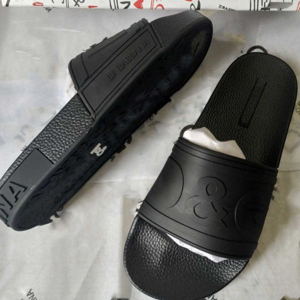 famous designer slippers casual flat-bottomed shoe flip flops for men women summer sandals beach slide size 45 dg gabana 5gt7, Black
famous designer slippers casual flat-bottomed shoe flip flops for men women summer sandals beach slide size 45 dg gabana 5gt7, Black