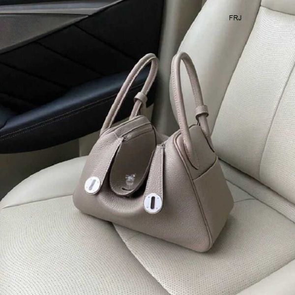 designer lindys bags 2023 new cowhide womens bag cross female mini lindi doctors hand bill of lading shoulder medicine have logo frj
designer lindys bags 2023 new cowhide womens bag cross female mini lindi doctors hand bill of lading shoulder medicine have logo frj
