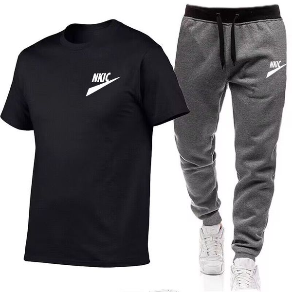 autumn winter men hoodies jogging sets women tracksuit thick fleece suit 2 pieces sets sweatshirt and pants suits lover outfits, Gray
autumn winter men hoodies jogging sets women tracksuit thick fleece suit 2 pieces sets sweatshirt and pants suits lover outfits, Gray
