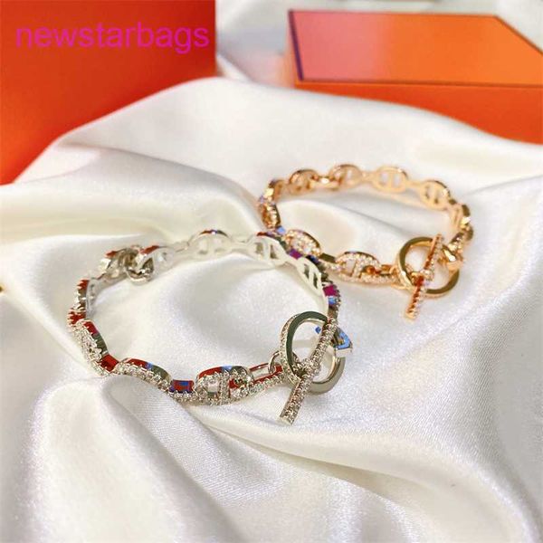 designer herms bracelet for sale new full diamond pig nose v gold plated 18k rose classic luxury women's simple valentine's day, Golden;silver
designer herms bracelet for sale new full diamond pig nose v gold plated 18k rose classic luxury women's simple valentine's day, Golden;silver