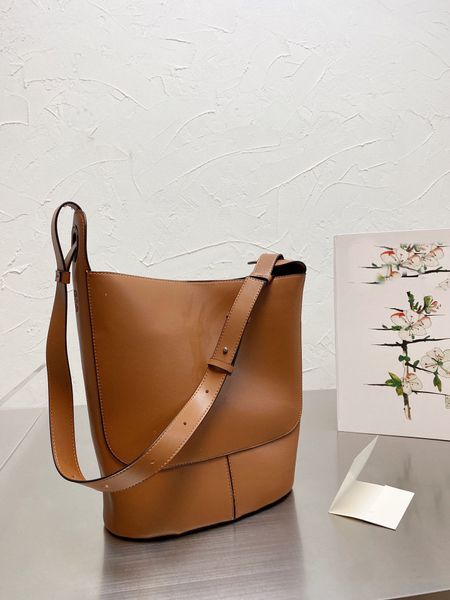 2023 l-brand 30*27cm capacity women's underarm bag famous patchwork bucket bag luxury crossbody shopping bags fashion tote
2023 l-brand 30*27cm capacity women's underarm bag famous patchwork bucket bag luxury crossbody shopping bags fashion tote
