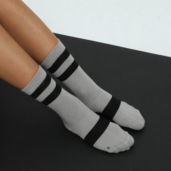 new cross-border men's and women's yoga socks training non-slip pvc glue skin soft sweat-absorbing elastic straight socks yoga777, Black