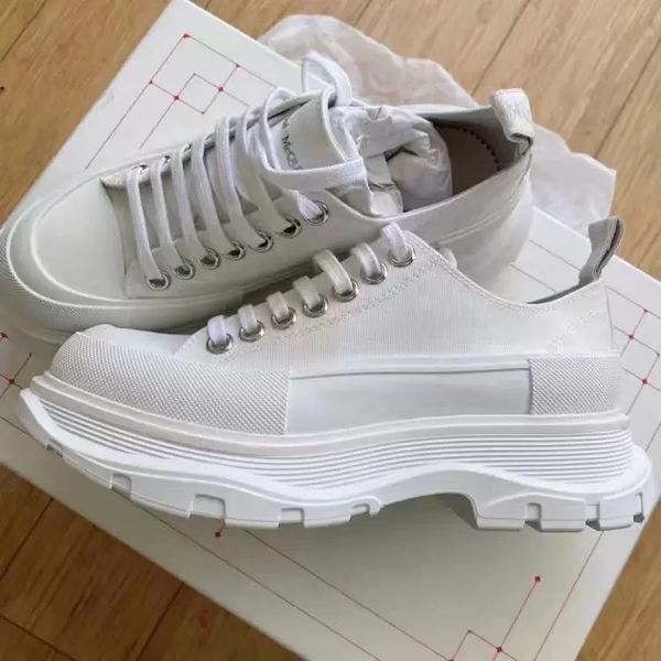 design tread slick sneakers shoes women men low-canvas leather couple trainers round rubber cap toe popular platform skateboard walking eu35, Black
design tread slick sneakers shoes women men low-canvas leather couple trainers round rubber cap toe popular platform skateboard walking eu35, Black