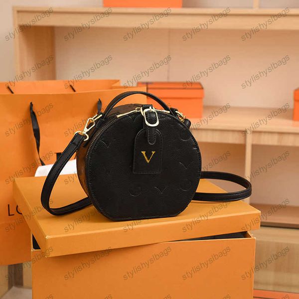 classic women's fashion embossed round cute leather bag mini crossbody bag ladies casual single shoulder bag luxury brand designer hand
classic women's fashion embossed round cute leather bag mini crossbody bag ladies casual single shoulder bag luxury brand designer hand