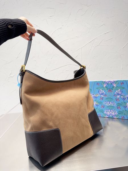2023 l-brand 37*33cm crossbody shopping matching canvas bag portable vintage tote capacity women's underarm bag
2023 l-brand 37*33cm crossbody shopping matching canvas bag portable vintage tote capacity women's underarm bag