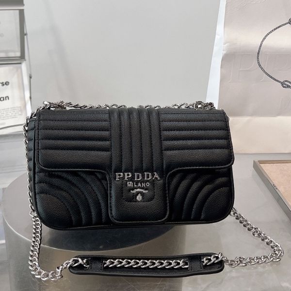27x16 cm designers women crossbody bags luxury briefcases brand nylon messenger envelope bag fashion purses chain patent shiny bread crystal
27x16 cm designers women crossbody bags luxury briefcases brand nylon messenger envelope bag fashion purses chain patent shiny bread crystal