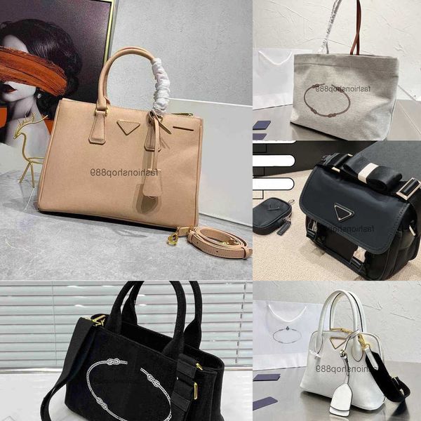 handbags women fashion designer crossbody bag leather shoulder bags nylon bucket bag wallet casual purse party straw woven woody tote men�
handbags women fashion designer crossbody bag leather shoulder bags nylon bucket bag wallet casual purse party straw woven woody tote men�