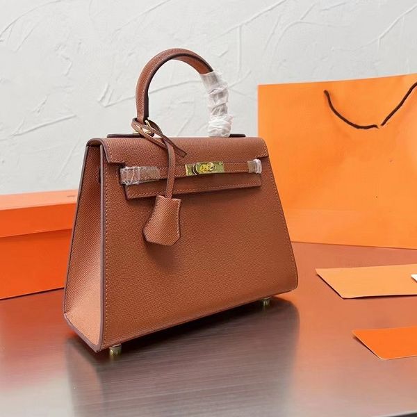woman handbag luxurys crossbody lady birkins genuine leather princess women kellys mini shoulder bags espom designer 20cm 25cm berkin tote c
woman handbag luxurys crossbody lady birkins genuine leather princess women kellys mini shoulder bags espom designer 20cm 25cm berkin tote c