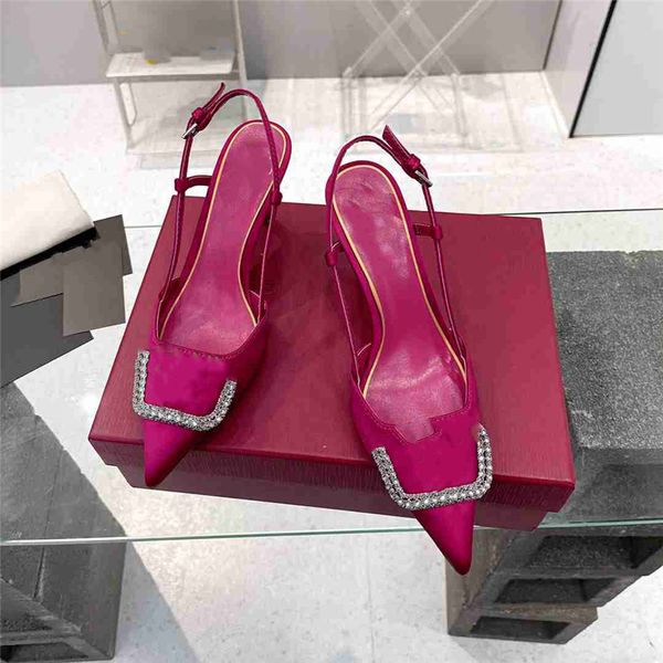 business valentinoly wedding fashion buckle dress shoes casual women letter leather party high heel flat metal shoes 03-02, Black
business valentinoly wedding fashion buckle dress shoes casual women letter leather party high heel flat metal shoes 03-02, Black
