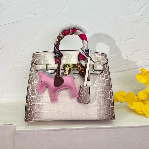 crocodile handbag women shoulder bag fashion plain genuine leather lady satchel crossbody purse gold hardware lock decoration with pony acce
crocodile handbag women shoulder bag fashion plain genuine leather lady satchel crossbody purse gold hardware lock decoration with pony acce