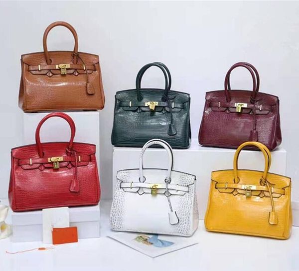 5a luxurys womens designers bags cm handbags purses shoulder crossbody messenger cowhide genuine real leather fashion large tote full-grain
5a luxurys womens designers bags cm handbags purses shoulder crossbody messenger cowhide genuine real leather fashion large tote full-grain
