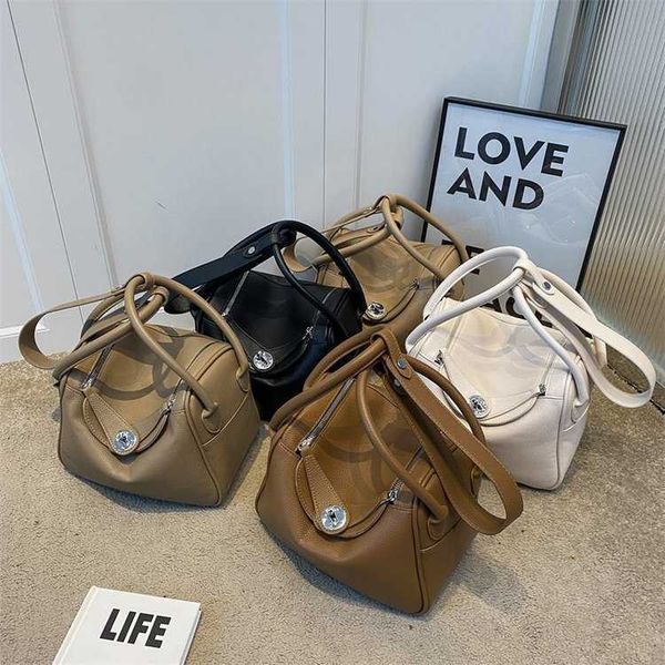 original designer h doctor hand bag large capacity women s new fashion pillow in autumn and winter of 2023 ins one shoulder cross body hand
original designer h doctor hand bag large capacity women s new fashion pillow in autumn and winter of 2023 ins one shoulder cross body hand