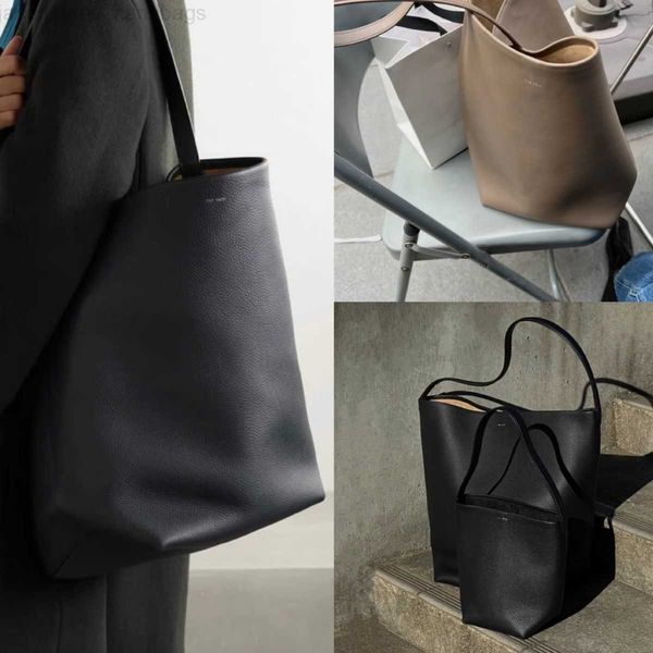 the row the designer rows high-capacity bag leather bag layer cowhide and winter commuter tote women's one shoulder bucket
the row the designer rows high-capacity bag leather bag layer cowhide and winter commuter tote women's one shoulder bucket