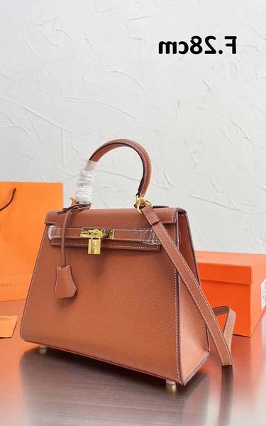 23s totes designer shopper bag women fashion cross body shoulder strap handbag large and medium leather bag silver gold buckle black luxurys
23s totes designer shopper bag women fashion cross body shoulder strap handbag large and medium leather bag silver gold buckle black luxurys