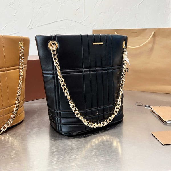 totes designer bag classic bucket bag women tote bag brown handbag large capacity shopping purses crossbody wallet 220929
totes designer bag classic bucket bag women tote bag brown handbag large capacity shopping purses crossbody wallet 220929