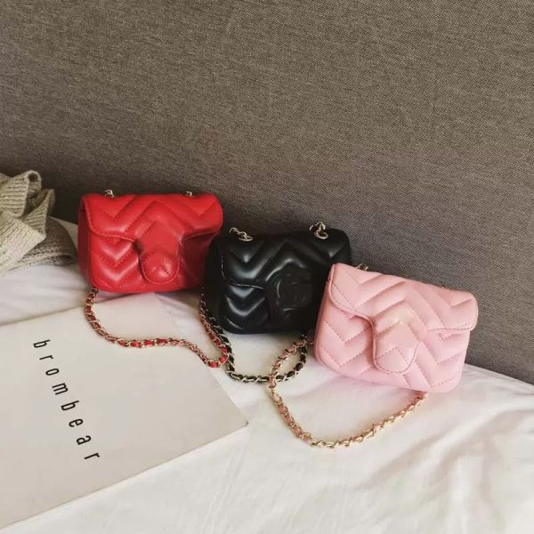3-color 2023 handbags fashion embroidery small incense wind chain children girls children single shoulder messenger small bags women bags, Black
3-color 2023 handbags fashion embroidery small incense wind chain children girls children single shoulder messenger small bags women bags, Black