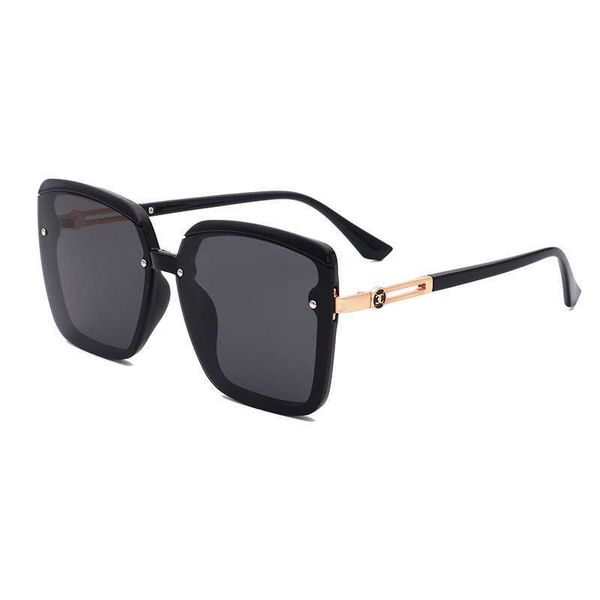 new xiaoxiang fashion polarized large frame quality uv-proof sunglasses women's cross mirror, White;black
new xiaoxiang fashion polarized large frame quality uv-proof sunglasses women's cross mirror, White;black