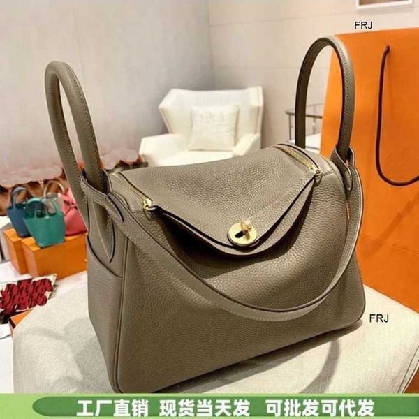 designer lindi bags hong kong womens 2023 new foreign style lychee pattern leather doctors one shoulder cross cfnt have logo frj
designer lindi bags hong kong womens 2023 new foreign style lychee pattern leather doctors one shoulder cross cfnt have logo frj