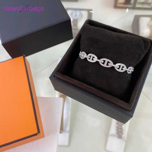 designer herms bracelet for sale pig nose sh white gold full diamond, Golden;silver
designer herms bracelet for sale pig nose sh white gold full diamond, Golden;silver