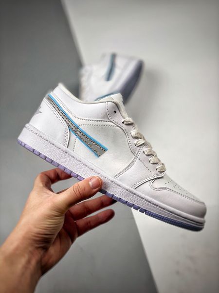 2023 summer drop dare to fly 1s basketball shoes 1 low white metallic silver lifestyle designer sneakers
2023 summer drop dare to fly 1s basketball shoes 1 low white metallic silver lifestyle designer sneakers