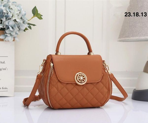 designer bag women tote bag classic handbag plaid sheepskin caviar double flap gold silver chain shoulder bag ss messenger bagg crossbody di
designer bag women tote bag classic handbag plaid sheepskin caviar double flap gold silver chain shoulder bag ss messenger bagg crossbody di