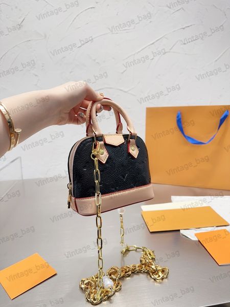 alma nano mini handle bag ladies pearl chain handbag monograms embossed luxurys shell wallet shoulder crossbody bag evening bags
alma nano mini handle bag ladies pearl chain handbag monograms embossed luxurys shell wallet shoulder crossbody bag evening bags