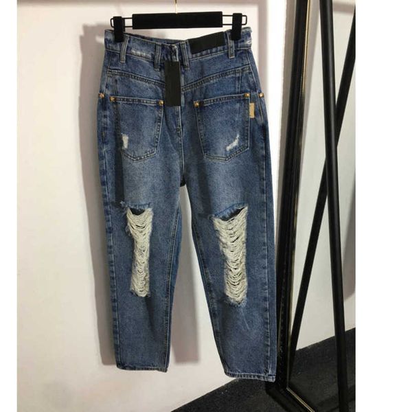 23ss women brand designer jeans puncture high-waisted trousers casual fashion trousers women clothes a1, Black;white
23ss women brand designer jeans puncture high-waisted trousers casual fashion trousers women clothes a1, Black;white