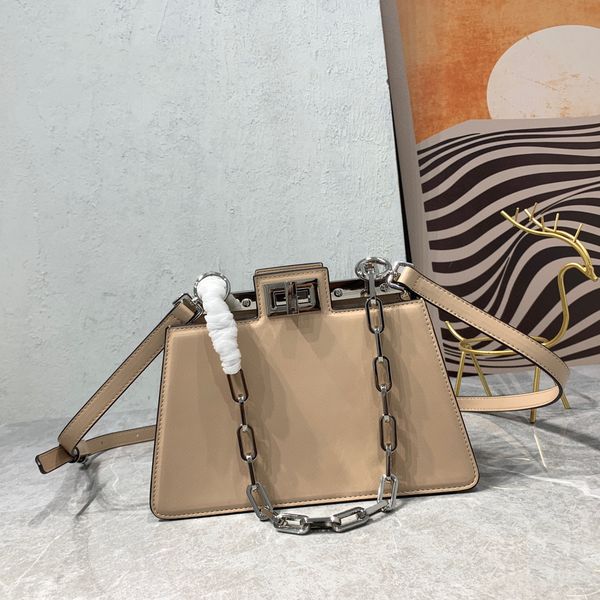7a r f organ shoulder bag chain imported cowhide metal buckle luxury real leather handbag
7a r f organ shoulder bag chain imported cowhide metal buckle luxury real leather handbag