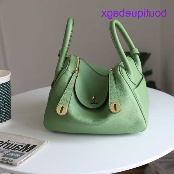 original designer certified products deigner lindysi bag h on ale high grade and veratile but alo can carry claic bag firt layer cowhide hou
original designer certified products deigner lindysi bag h on ale high grade and veratile but alo can carry claic bag firt layer cowhide hou