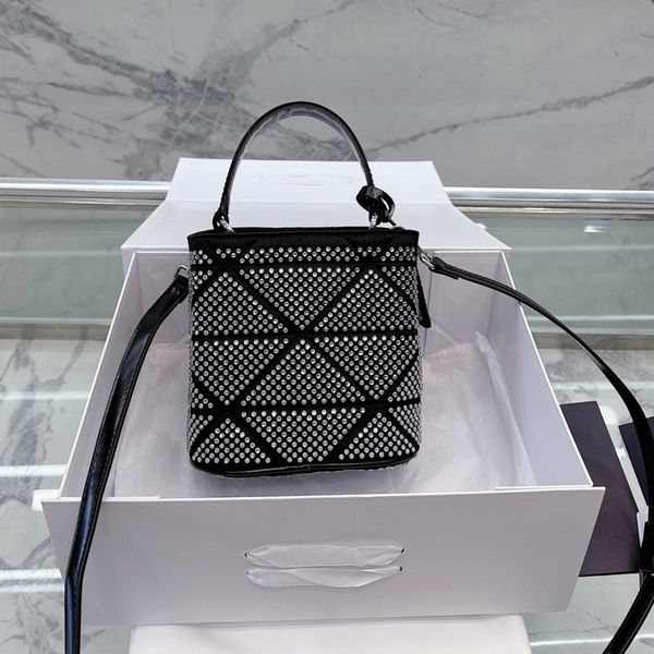 9a designer bag diamonds crystal bucket tote handbag parda brand women luxury fashion belt shoulder crossbody triangle sequined ladies purse
9a designer bag diamonds crystal bucket tote handbag parda brand women luxury fashion belt shoulder crossbody triangle sequined ladies purse