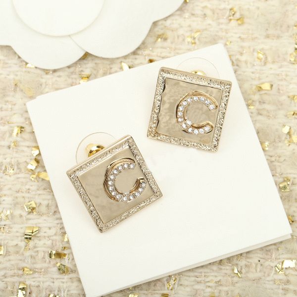 2023 luxury quality charm stud earring with sparly diamond in 18k gold plated have box stamp square shape ps3880, Golden
2023 luxury quality charm stud earring with sparly diamond in 18k gold plated have box stamp square shape ps3880, Golden
