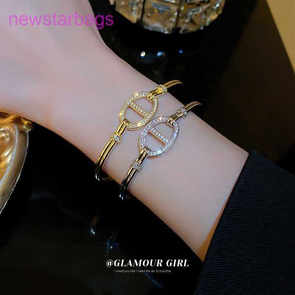 designer herms bracelet for sale zircon oval pig nose chain open south korea new design sense small fashion light luxury, Golden;silver
designer herms bracelet for sale zircon oval pig nose chain open south korea new design sense small fashion light luxury, Golden;silver