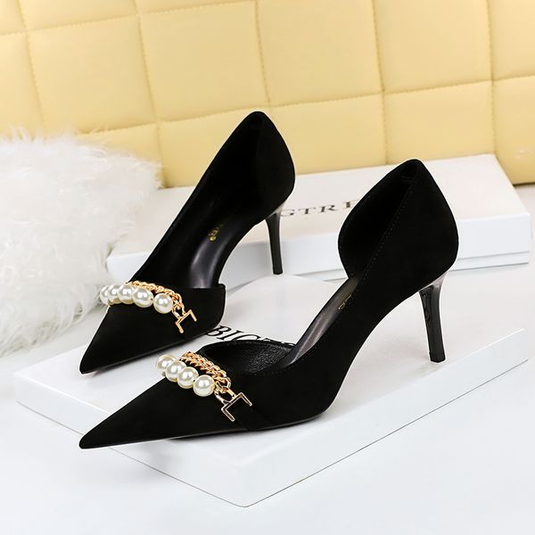 women sandals dress shoes korean version of banqueting stiletto high heel suede shallow mouth pointed pearl metal chain side cut-out women&#, Black
women sandals dress shoes korean version of banqueting stiletto high heel suede shallow mouth pointed pearl metal chain side cut-out women&#, Black