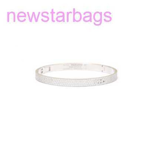 designer herms bracelet for sale how does a small flower ring pig nose full diamond bracelet no 16 p202392211, Golden;silver
designer herms bracelet for sale how does a small flower ring pig nose full diamond bracelet no 16 p202392211, Golden;silver