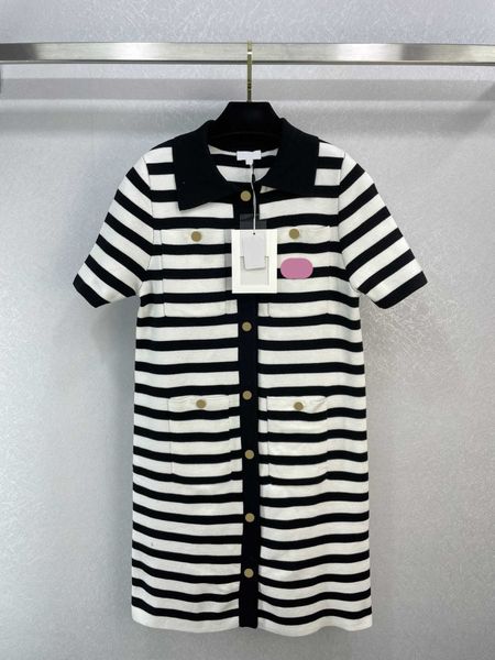 lapel dress single row button design striped trim short sleeves dresses front pocket design straight knit maxiskit brand designer dresses wo, Black;gray
lapel dress single row button design striped trim short sleeves dresses front pocket design straight knit maxiskit brand designer dresses wo, Black;gray