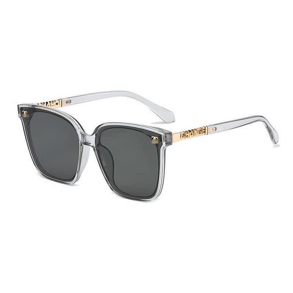 2022 new net red large frame small fragrant women's fashion trend street sun shading sunglasses, White;black
2022 new net red large frame small fragrant women's fashion trend street sun shading sunglasses, White;black