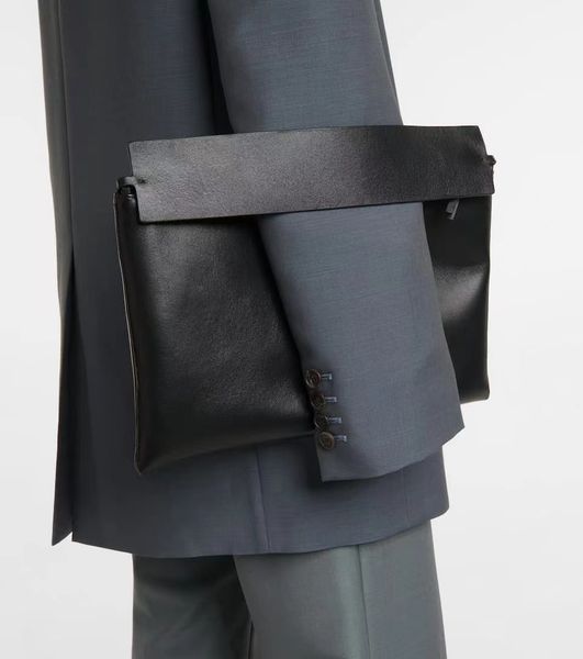 evening bags cowhide lcu wide shoulder the straps single shoulder row portable envelope clutch bag 230302
evening bags cowhide lcu wide shoulder the straps single shoulder row portable envelope clutch bag 230302