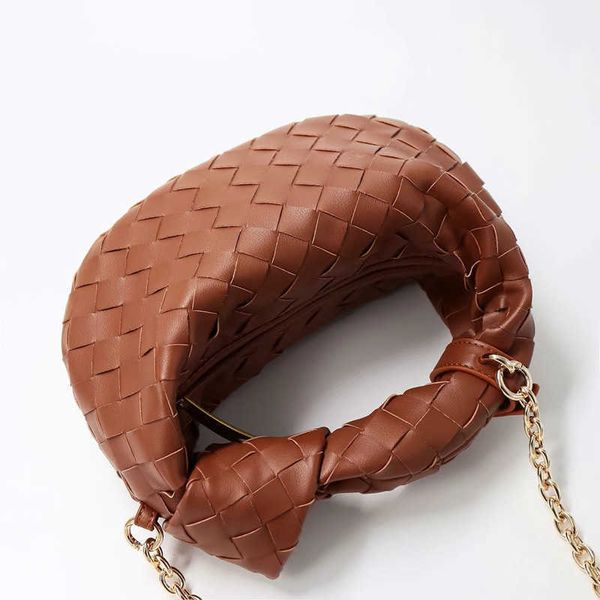 woven bag 2023 bags bottegas cow chain cassettes fashionable designer dumpling jodies venetas horn two-layer cowhide handbag small design y2
woven bag 2023 bags bottegas cow chain cassettes fashionable designer dumpling jodies venetas horn two-layer cowhide handbag small design y2