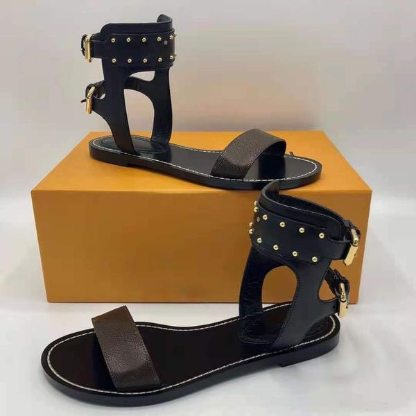 luxury designer classic rivet women sandals casual flats ankle high boots summer beach sandals size35-42, Black
luxury designer classic rivet women sandals casual flats ankle high boots summer beach sandals size35-42, Black