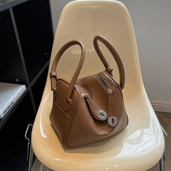 h doctor hand bag winter big 2023 new fashion high grade solid color shoulder women s large capacity commuter versatile messenger 3lbr
h doctor hand bag winter big 2023 new fashion high grade solid color shoulder women s large capacity commuter versatile messenger 3lbr