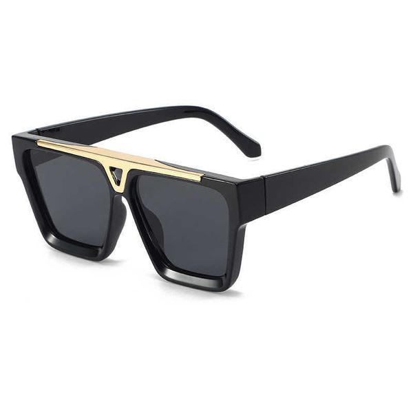 2022 small fragrance candy frozen color screen red large square glasses fashion sunglasses, White;black
2022 small fragrance candy frozen color screen red large square glasses fashion sunglasses, White;black
